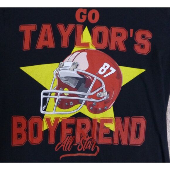 Go Taylor's Boyfriend T-Shift. Kansas City Chefs / Travis Kelce - Picture 4 of 8